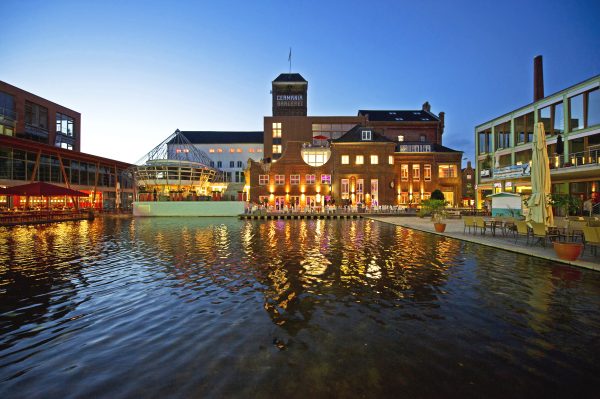 Germania-Brauerei bei Nacht