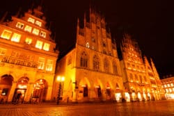 Rathaus Münster bei Nacht